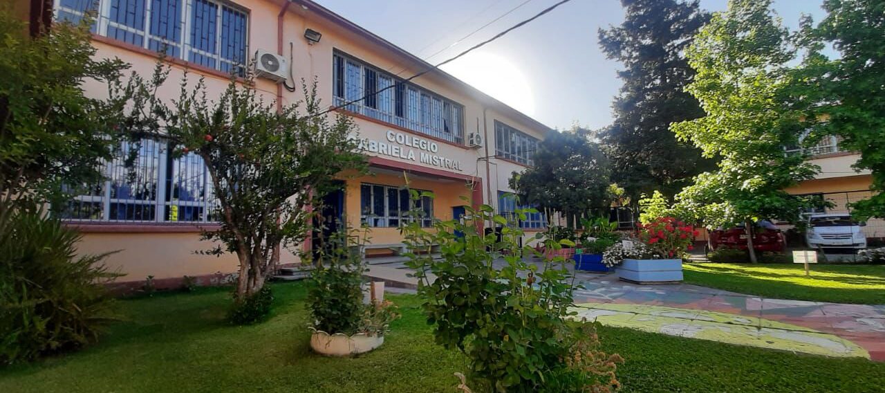 slide gabrielamistarl 2026 04